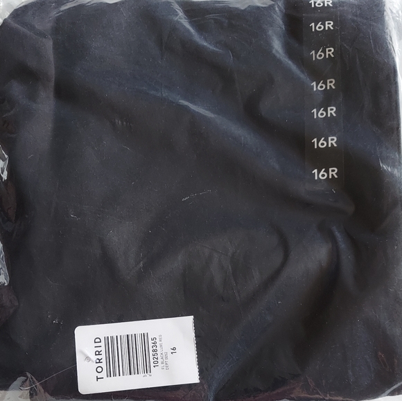 *Brand New* Torrid Luxe Skinny Jeans Size 16 - Picture 8 of 9